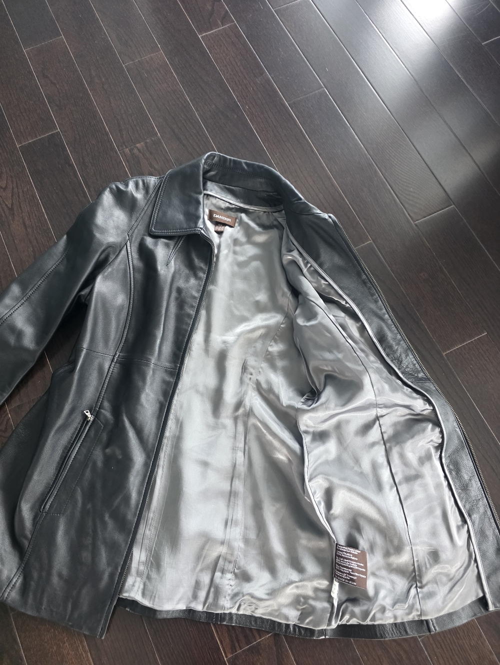 Danier Women's Black Leather Zip Jacket - Picture 6 of 7